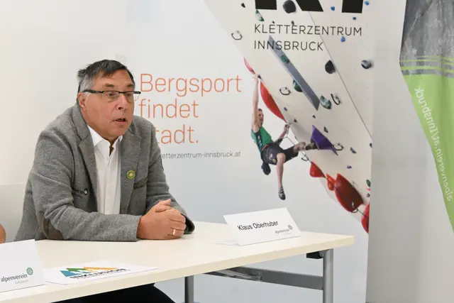 Klaus Oberhuber vom Alpenverein Innsbruck betont, dass man den Fokus auf Inklusion beim Alpenverein verstärken möchte. Gerade in Zeiten, in denen der Sparstift leider bei jener Personengruppe potenziell angesetzt wird. | Foto: Lucia Königer