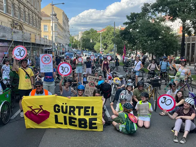 Die Gruppe fordert unter anderem Tempo 30 entlang des Gürtels.  | Foto: Gürtelliebe