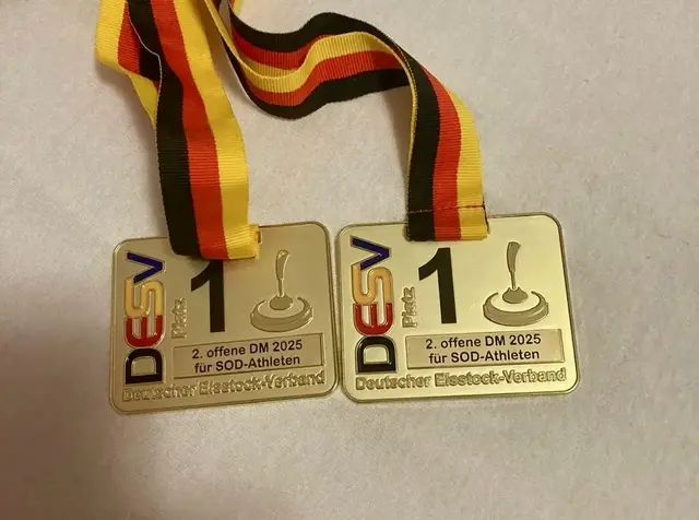 Stolz auf Gold in allen Disziplinen | Foto: Johann Saria