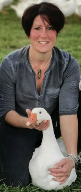 Von 25 auf 300 Weidegänse - kein Problem für Petra Schreiber. | Foto: Petra Schreiber