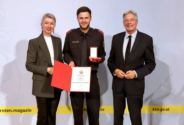 vl.ln.r.: Gaby Schaunig, Lukas Rauch, Peter Kaiser | Foto: LPD Kärnten/Kuess