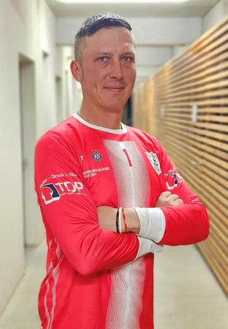 bei beiden Gegentoren chancenlos: Torhüter Boris Baumgartner