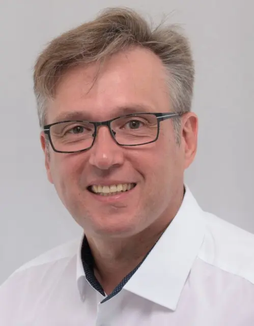 Neuer Vorsitzender des Salzburger Jugendherbergswerks: Andreas Oberhuemer. Er ist seit 25 Jahren Teil des Vorstandsteams und wurde vergangene Woche neu gewählt. | Foto: Salzburger Jugendherbergswerk
