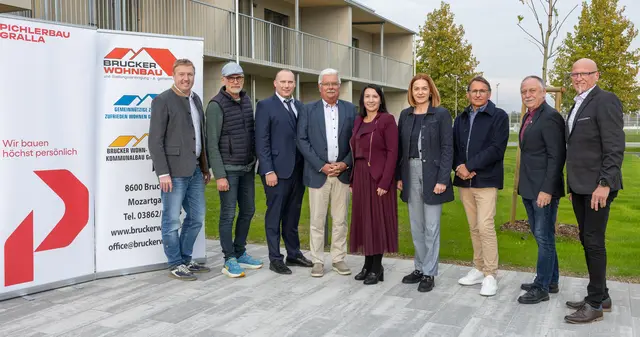 Der gesamte Gemeindevorstand unterstützte das Projekt für die "Betreute Wohnanlage" in Gralla. | Foto: Photoworkers - Peter Riedler