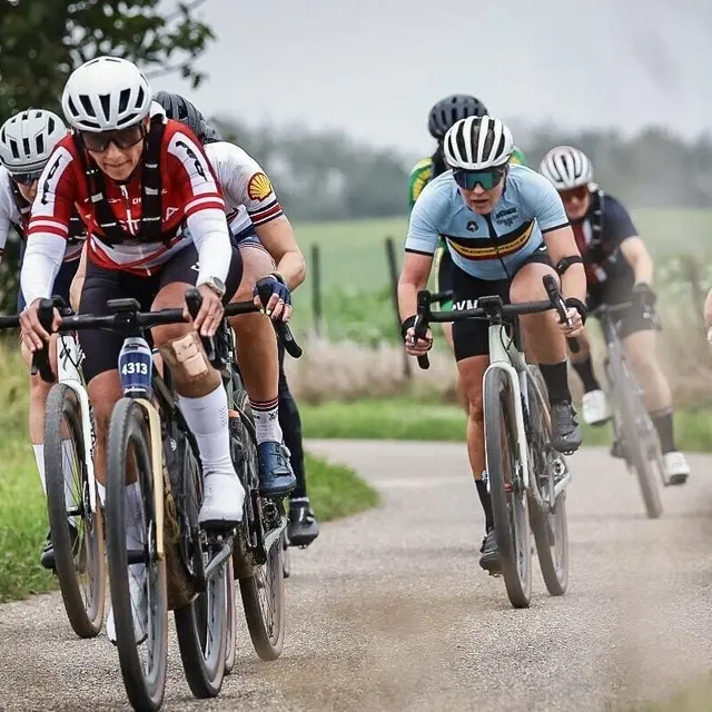 Kürzlich ging es in Süd‑Limburg (Niederlande) zur Sache: Start in Beek, Ziel in Maastricht. | Foto: 2RC FORMAT Radshop Kalteis