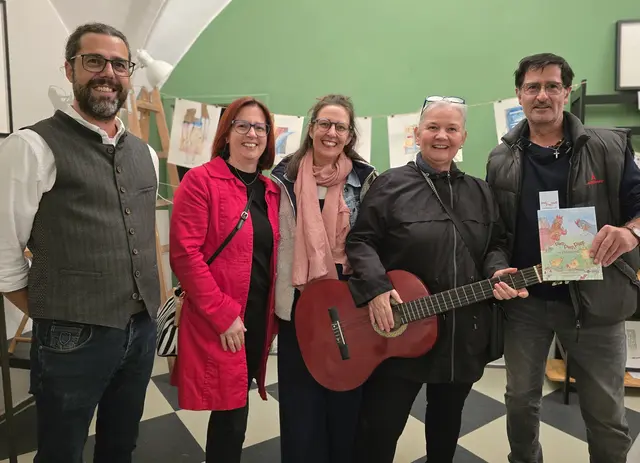 Markus Högl, Winzerin Romana Schoderböck, Künstlerin Alexandra Kittel-Völkl, Musikerin Andrea Wieser, Vizebürgermeister Franz Gleiß | Foto: Huber