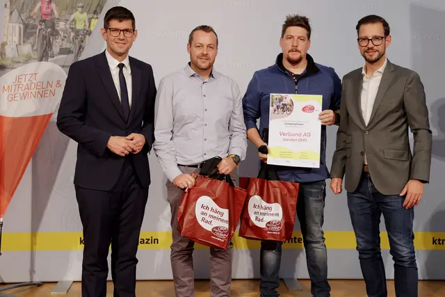 Unternehmen vli.: LH-Stv. Martin Gruber, Michael Morak und Stefan Burger (Verbund AG), LR Sebastian Schuschnig | Foto: LPD Kärnten/Wajand