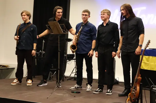 Kräftiger Applaus für "Silver Tone" | Foto: Gerhard Langmann