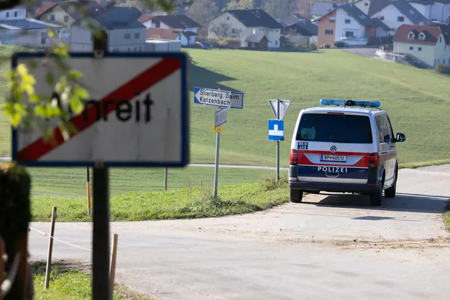 Ein Großaufgebot an Polizisten und Sondereinheiten suchten Ende Oktober und Anfang November 2024 nach dem mutmaßlichen Doppelmörder. | Foto: fotokerschi.at