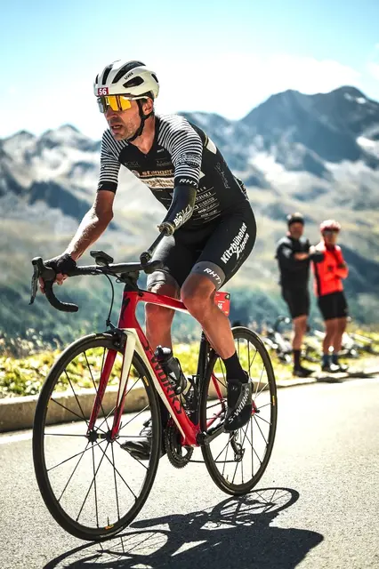 Hinter Patrick Hagenaars liegt eine Saison mit Höhen und Tiefen. | Foto: Sportograf/Ötztaler Radmarathon