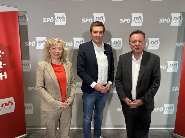 Die SPÖ NÖ spricht sich für eine Gesundheitsregion Ost aus und fordert die anderen Parteien im Landtag ebenso zu einem klaren Bekenntnis dazu auf: Landesrätin Eva Prischl, Landesrat Sven Hergovich und Klubobmann Hannes Weninger. | Foto: Sandra Schütz