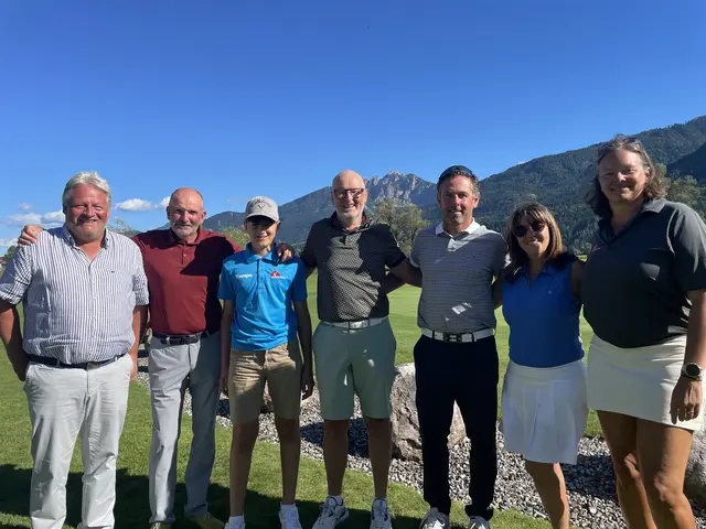  v. l. Ferdinand Kühne, Luigino Plozner, Felix Daberer, Günther Gerl, Gernot Nussbaumer, Angelika Gerl u. Nora Sölle-Kern | Foto: Privat