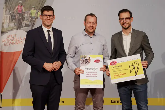  LH-Stv. Martin Gruber, Vizebgm. Stefan Burger (Reißeck), LR Sebastian Schuschnig
 | Foto: LPD Kärnten/Wajand