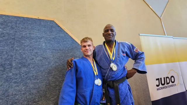 Trainer Leonardo Pedroso Sotolongo mit Schüler Christian Kunst. | Foto: Sport Club Olymp