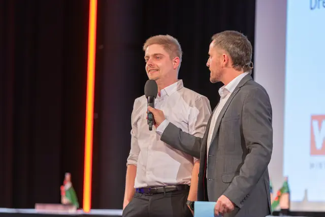 Andreas Licen holte sich mit seinem drehbaren Barschrank den Sieg beim 20 Designpreis. | Foto: WKK LI108 | PSB Media