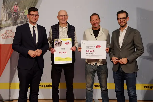 LH-Stv. Martin Gruber, Gernot Jud und Paco Wrolich (RC KAC), LR Sebastian Schuschnig
 | Foto: LPD Kärnten/Wajand