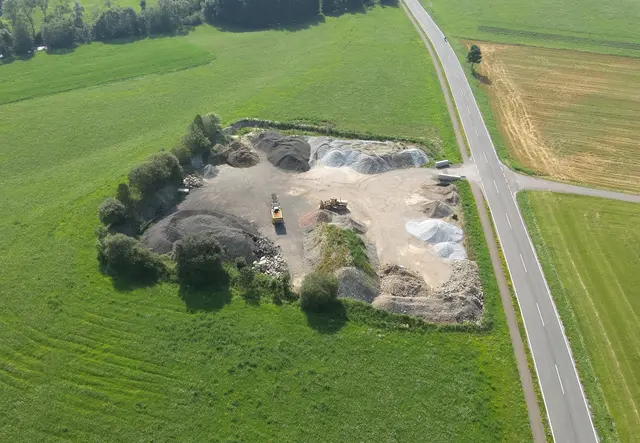 Trotz massiver Gegenwehr wurde nun nach langjährigem Genehmigungsverfahren in Kammern die dritte Schottergrube genehmigt. (Symbolbild) | Foto: LPD Steiermark
