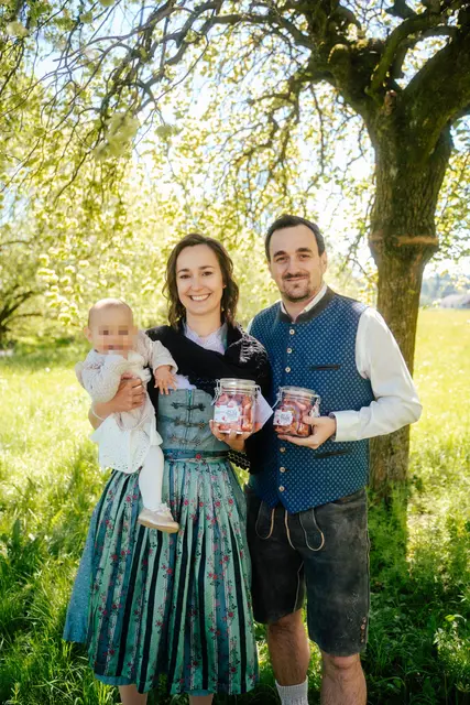 Christa Reiter mit ihrer Familie.  | Foto: Reiter