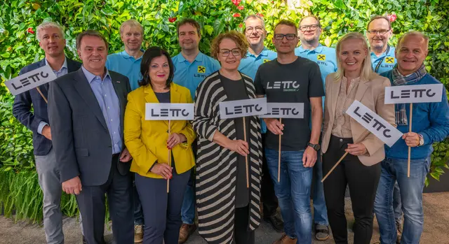 In Vertretung von Landeshauptfrau Johanna Mikl-Leitner eröffnete Bildungslandesrätin Christiane Teschl-Hofmeister gemeinsam mit Wirtschaftskammer NÖ-Präsident Wolfgang Ecker, -Geschäftsleiterin Raiffeisenbank St. Pölten Ernestine Grießler sowie Stadträtin Ingrid Heihs die Veranstaltung. | Foto: DI Werner Damböck/LeTTo GmbH