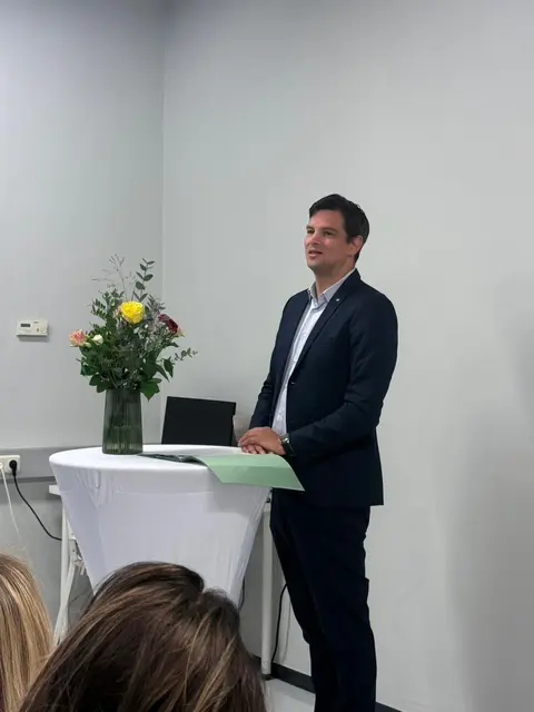 Landesrat Hannes Ambesbauer versprach, in diesem wichtigen Bereich nicht zu sparen. | Foto: Arge KiJuFa, Vanessa Derler