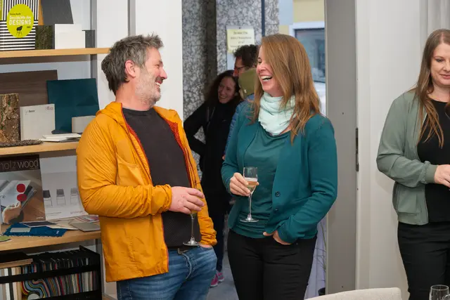 Sarah Elias im Gespräch | Foto: Andreas Biedermann