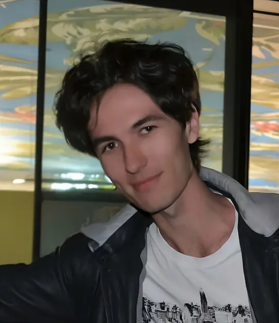 Michael Hofer (27) aus Bad Ischl studiert an der JKU Linz und dem Imperial College London. | Foto: Hofer