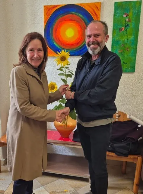 Sonja Neuwirth übergibt die Regionalleitung von pro mente OÖ an Markus Hofer. | Foto: pro mente OÖ