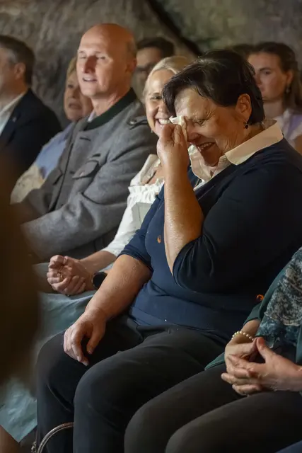 Wetti Saller zeigte sich sichtlich gerührt von der Ehrung. | Foto: LK/Djuhic
