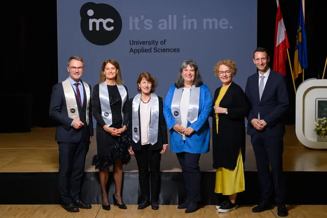 Manfred Pferzinger (Interimistischer Akademischer Leiter IMC Krems), Andrea Waldner (Mauerbach), Franziska Baresch (Anzbach), Anita Steiner (St. Pölten), Landesrätin Christiane Teschl-Hofmeister, Udo Brändle (Geschäftsführer IMC Krems). | Foto:  IMC Krems/Lukas Bezila