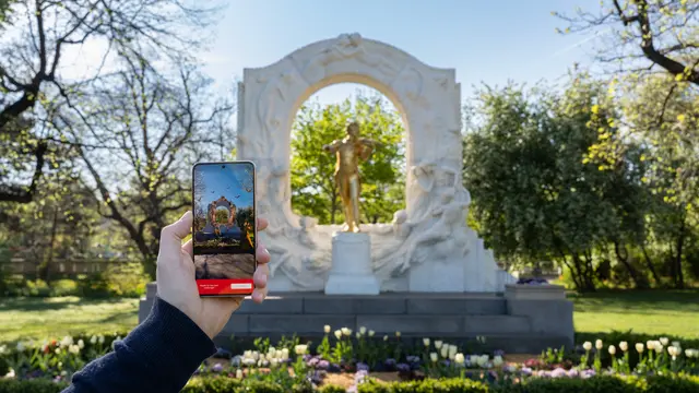Mit die "ivie"-App als Guide geht es auf verschiedenen Touren durch ganz Wien. Heuer hoch im Kurs: die Geschichte von Johannes Strauss. | Foto: WienTourismus/Hermann Höger