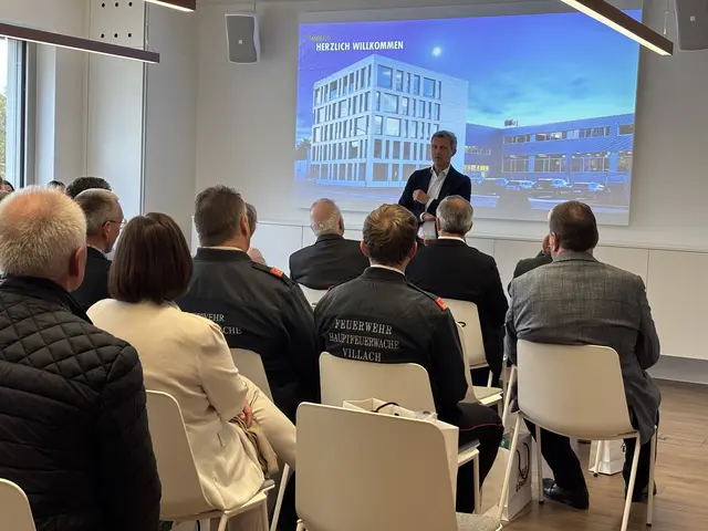 Geschäftsführer Norbert Marcher gab einen Einblick hinter die Kulissen. | Foto: MeinBezirk.at