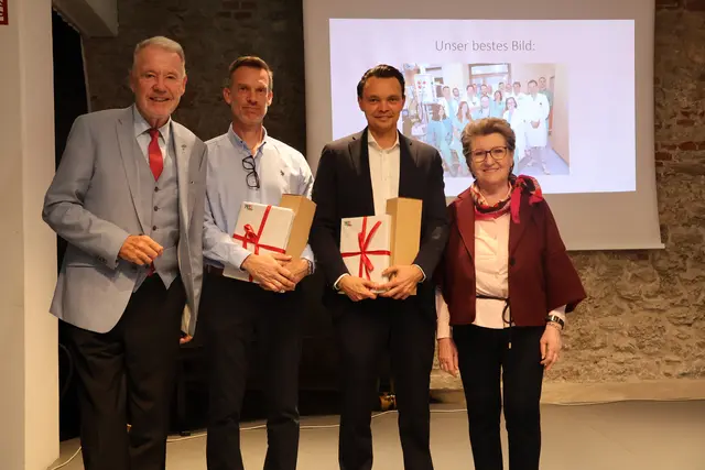 Bürgermeister Klaus Schneeberger (ÖVP), Alexander Daxecker, Thomas-Matthias Scherzer und Vizebürgermeisterin Erika Buchinger (ÖVP). | Foto: Schauer