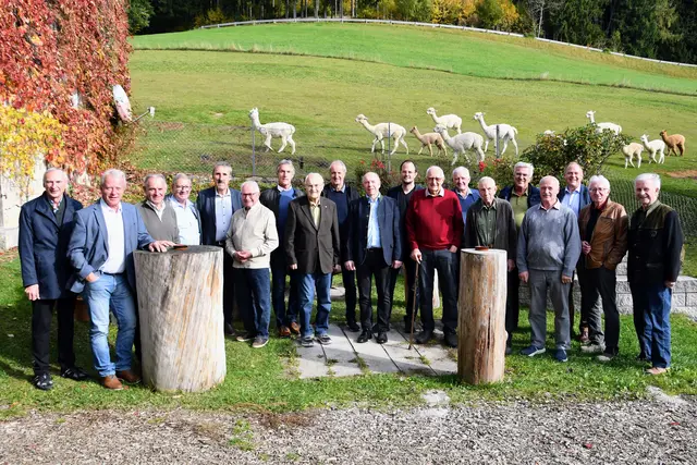 Teilnehmer des Treffens mit Landtagspräsident Hiegelsberger und Landtagsabgeordneten Rathgeb. | Foto: Kapl/ÖVP