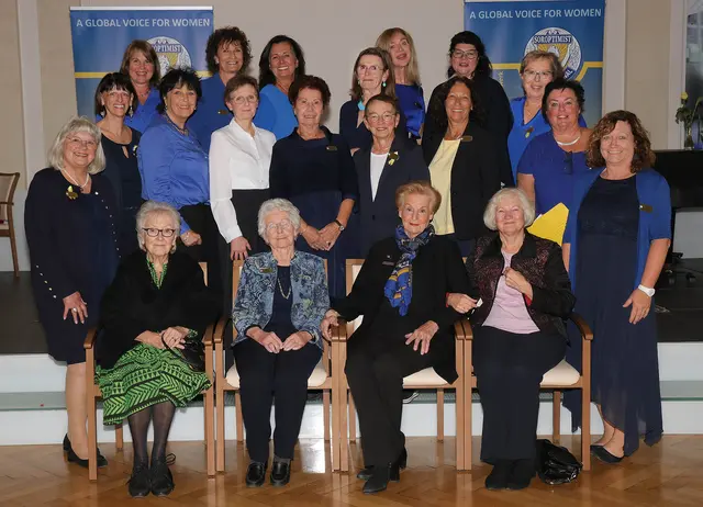 Das 50-jährige Jubiläum des Soroptimist International Club Leoben war Anlass, um Gründungsmitglieder für ihr besonderes Engagement und ihre Verdienste zu ehren. | Foto: Anita Galler