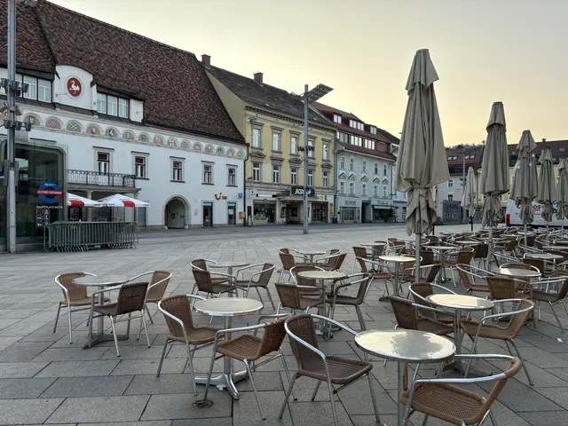 Der „letzte Drink“ wird oft früher eingenommen oder in private Wohnzimmer verlagert.  | Foto: MeinBezirk/Astrid Moder