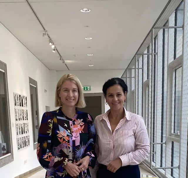 Christine Haberlander und LAbg. Helena Kirchmayr arbeiten gemeinsam für echte Wahlfreiheit für Familien. | Foto: OÖVP