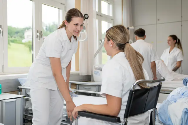 Mehr als200 Auszubildende verzeichnen die Schulen für Gesundheits- und Krankenpflege am_Pyhrn Eisenwurzen-Klinikum Kirchdorf und_Steyr. | Foto: OÖG