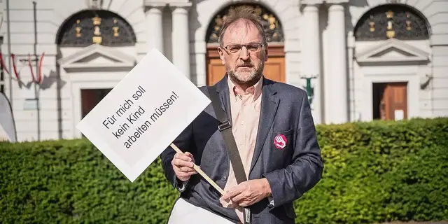 Reinhard Heiserer setzt sich gegen Kinderarbeit ein. | Foto: Jugend Eine Welt