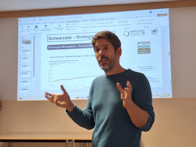 Marijan Raunikar, Regionalberater der Dorf- und Stadterneuerung. 
 | Foto:  Dorf und Stadterneuerung