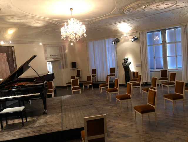 "Johannes Brahms auf Sommerfrische" lautet das Thema der erlebnisreichen Dauerausstellung des Museums im Wohnhaus des Komponisten während der Sommermonate in den Jahren 1884 und 1885. | Foto: Brahms-Museum