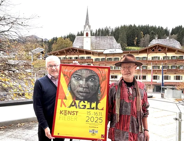 Wolfgang Schwaiger, Reinhard Walder mit Plakat. | Foto: Nikolaus Kogler