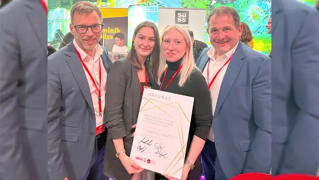 Von links: Paul Schwaiger, Linda Schwarz, Friederike Peschek und Thomas Moser. | Foto: Loxone Campus