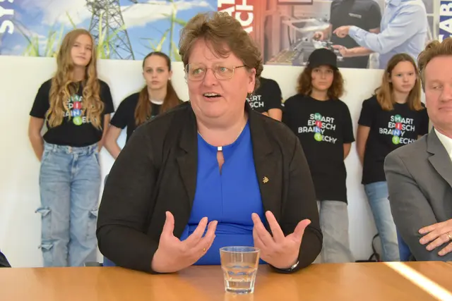 Landtagsabgeordnete, Silvia Karelly, arbeitete am Beginn der Prozesse mit. | Foto: MeinBezirk/Helmut Riedl