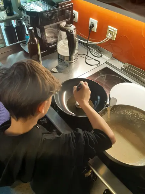 Von 14 bis 18 Uhr werden gemütliche Indoor-Nachmittage mit Spielen, Basteln, Kochen, Backen und Filmen. | Foto: Verein Cult