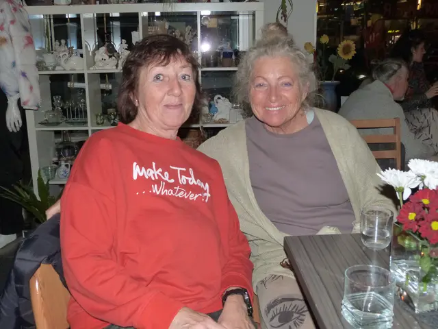 Ob Speis, Trank oder Unterhaltung: die Gäste konnten ein spannendes Abendprogramm mit freier Spende genießen.  | Foto: Vanessa Wittmann