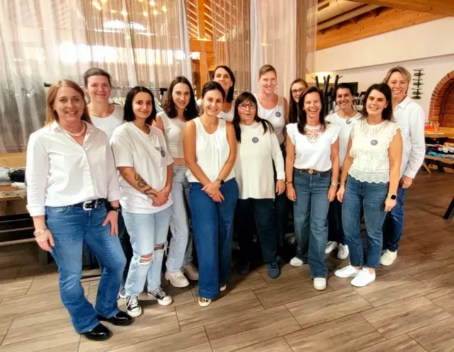 Das Team der Wir.Niederösterreicherinnen in Sieghartskirchen mit Vorsitzender Nicole Kerck (4.v.re.). | Foto: Wir.Niederösterreicherinnen