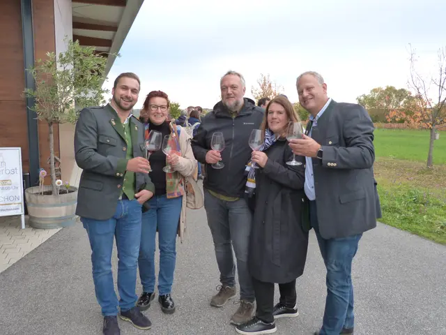 Die Salzburger Truppe reiste extra weit an, um den Rotweinherbst im Blaufränkischland mitzuerleben. | Foto: Vanessa Wittmann