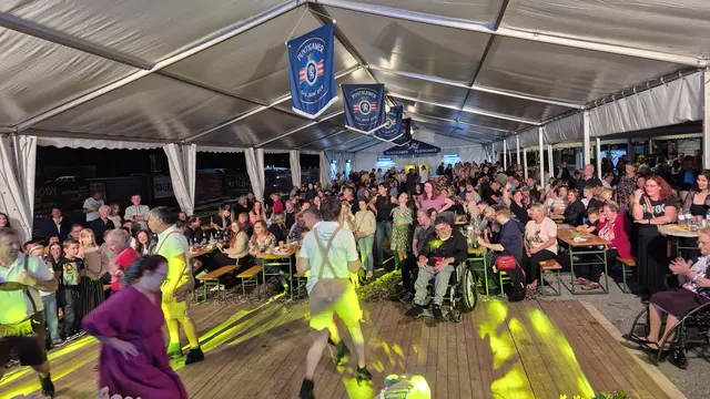 Auf dem Fest in Mühldorf ist die Post abgegangen. | Foto: Johann Schleich/Kevin Maier