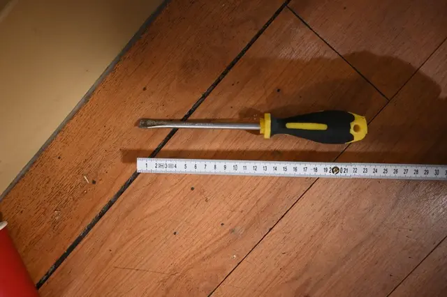 In der Tankstelle wurde der Schraubenzieher sichergestellt. | Foto: LPD Wien