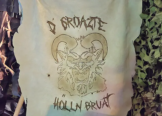 D' GROAZTE HÖLLN BRUAT
